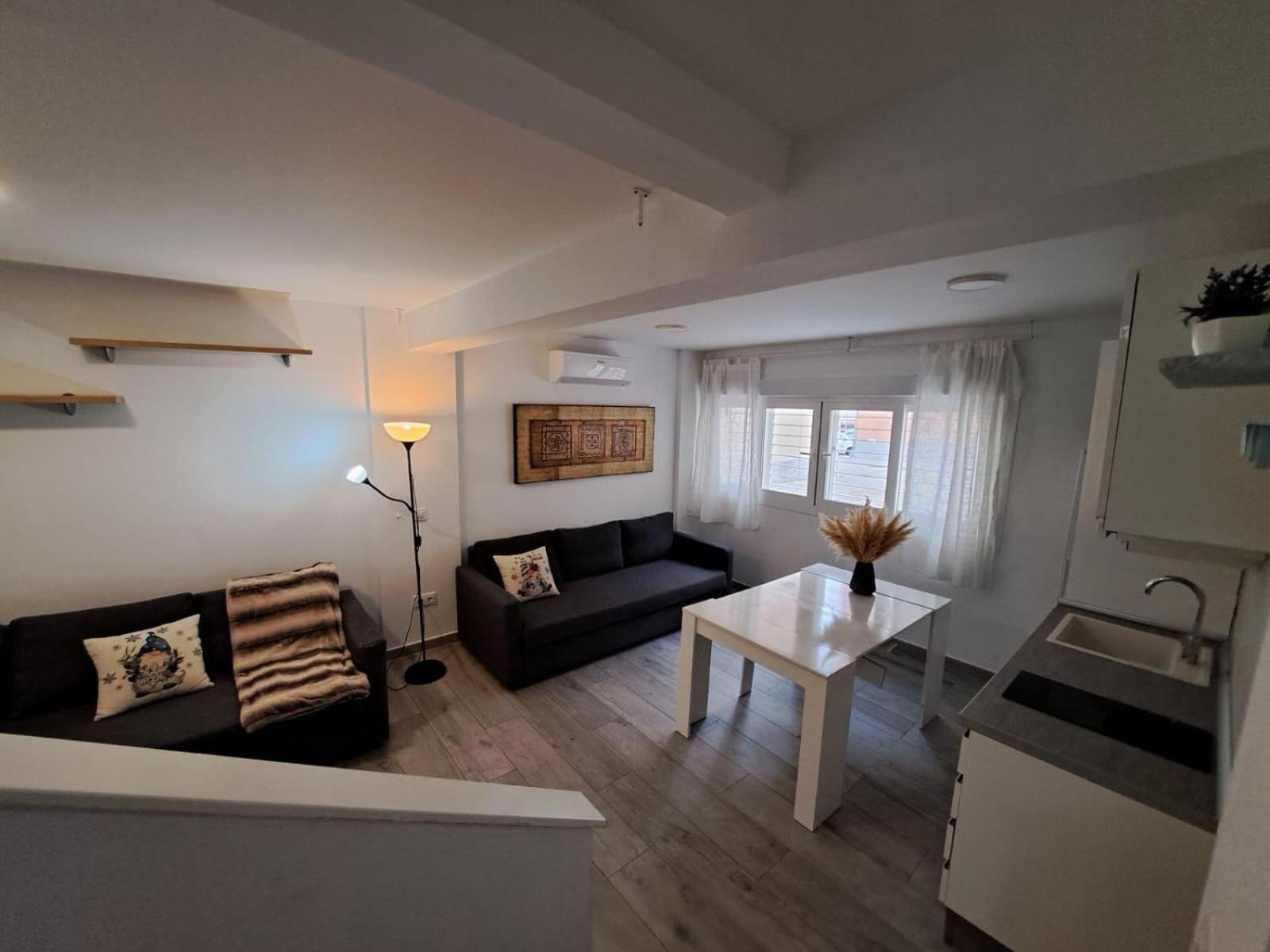 Cozy Apartment Up To 6 Persons 3 Min To Metro Madrid Exterior photo